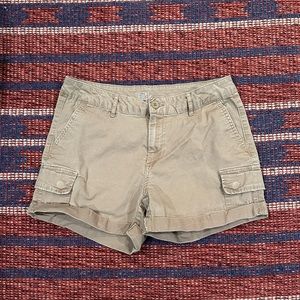 Time and Tru Cargo Shorts Mid Rise